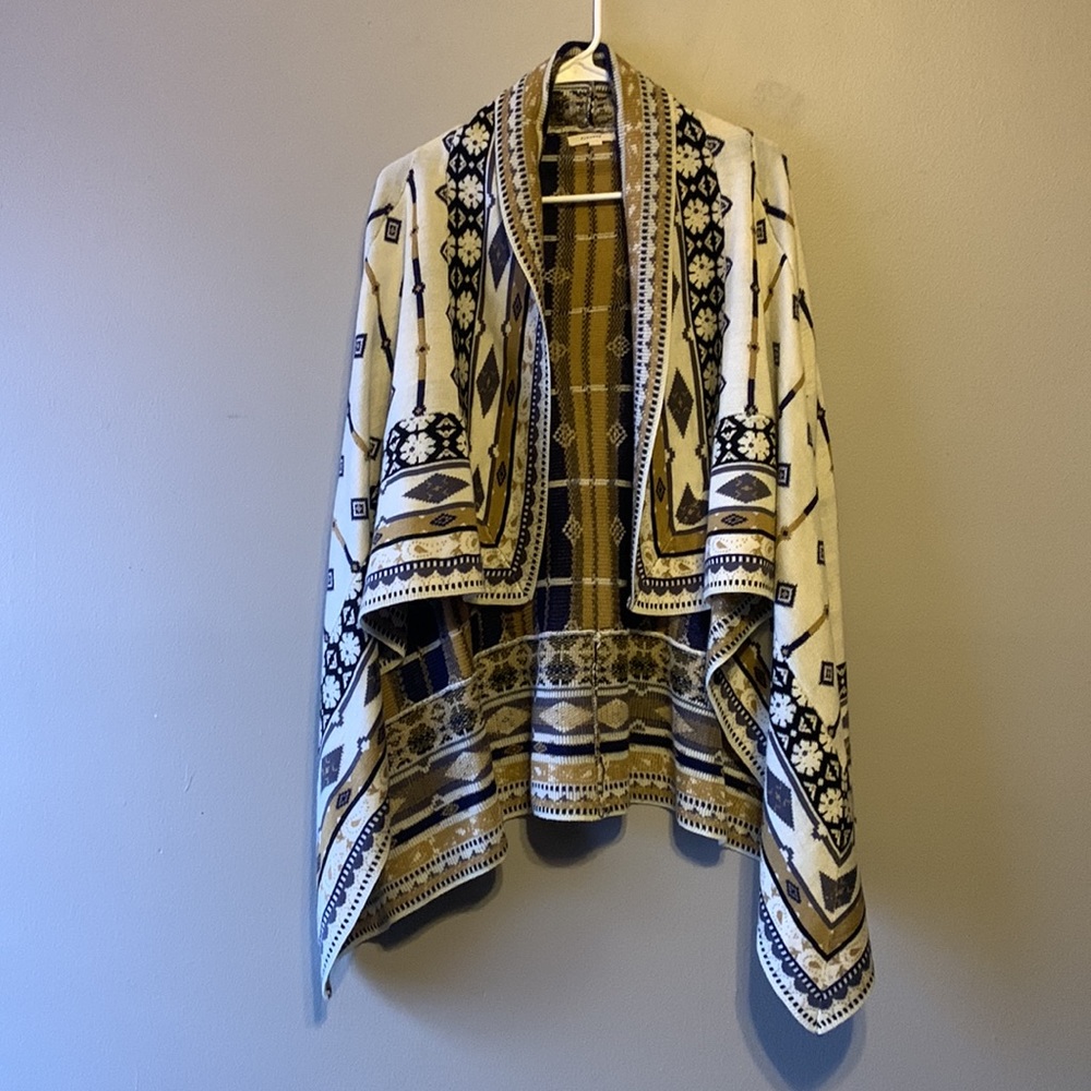 Freeway, size small, sweater cardigan, cream/mustard